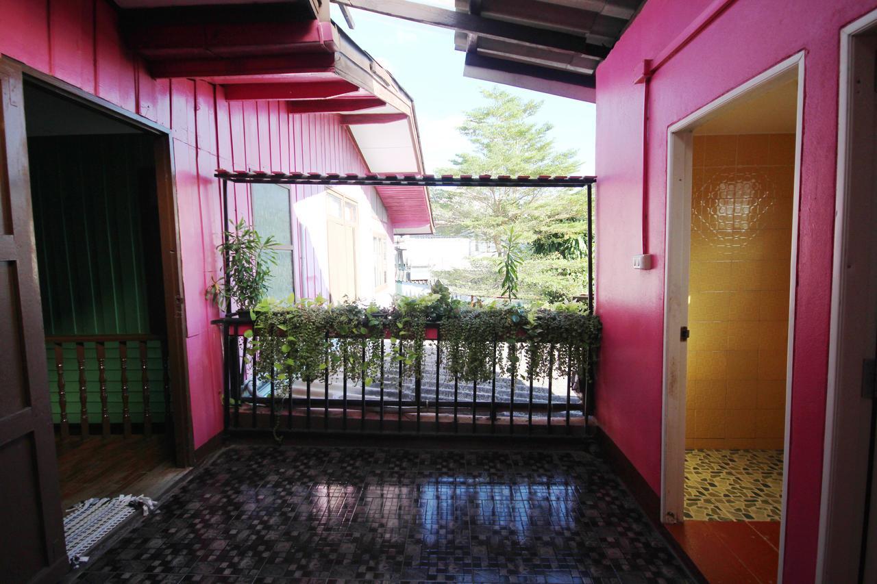צ'יאנג ריי Baan Bua Homestay מראה חיצוני תמונה